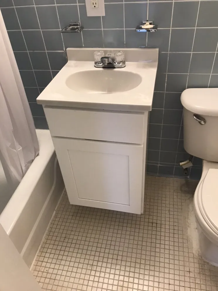 Slide of MOYA’S Handyman