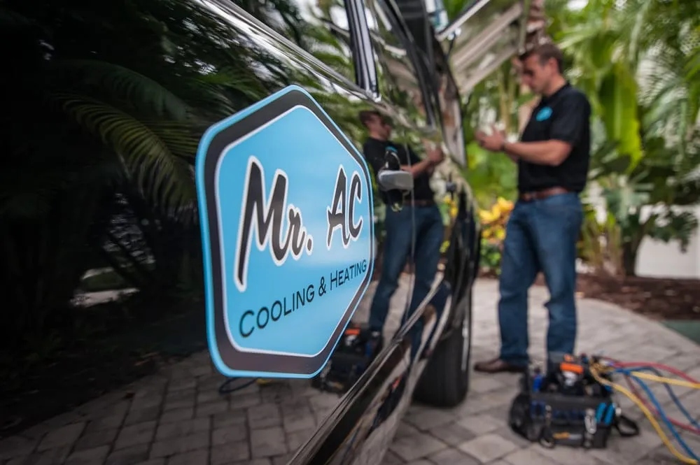 Slide of Mr AC Cooling & Heating