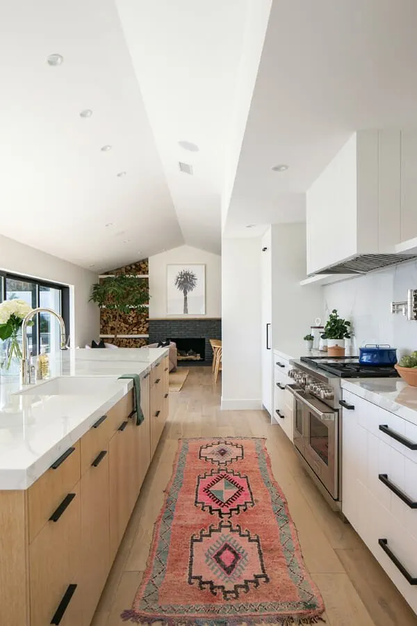 Slide of Mr Build Home Improvement