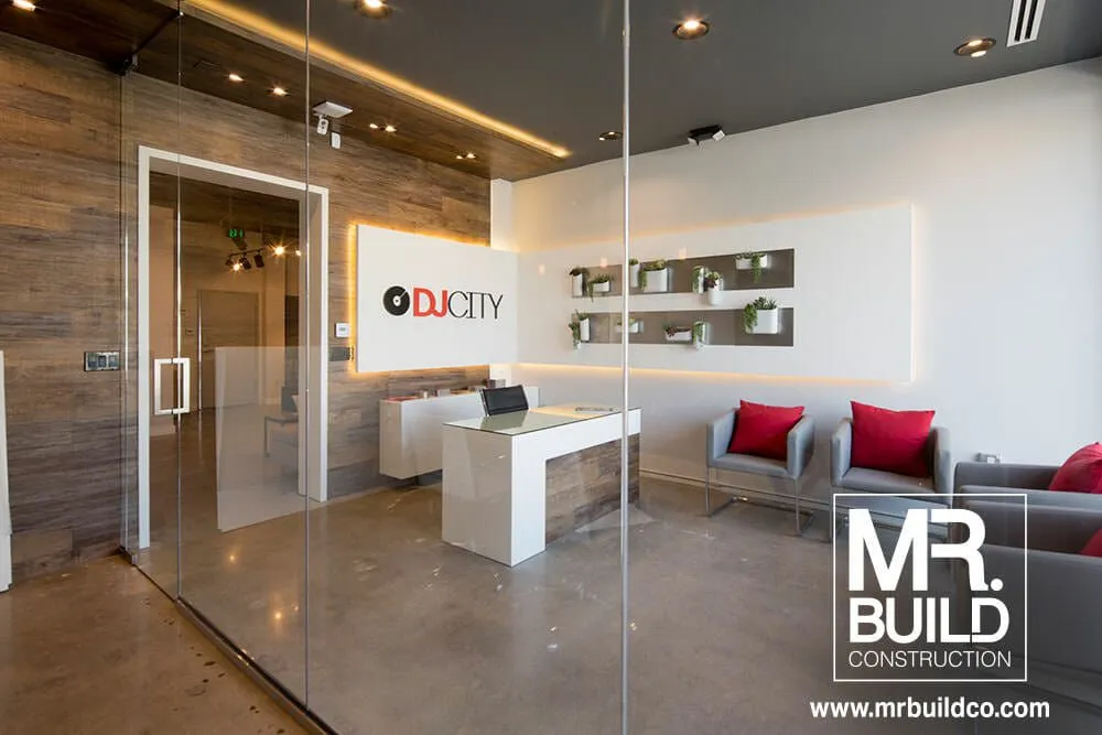 Slide of Mr Build Home Improvement