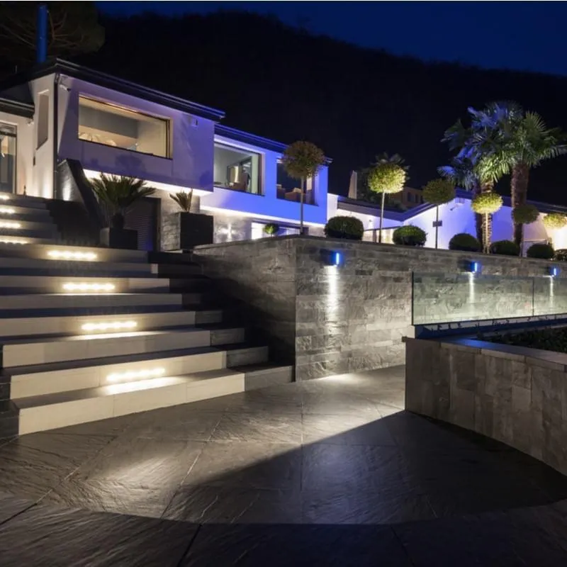 Slide of Mr Flash Electric