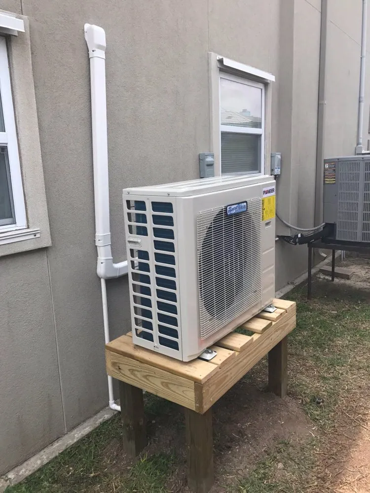 Slide of Mr Freeze Air Conditioning And Heating