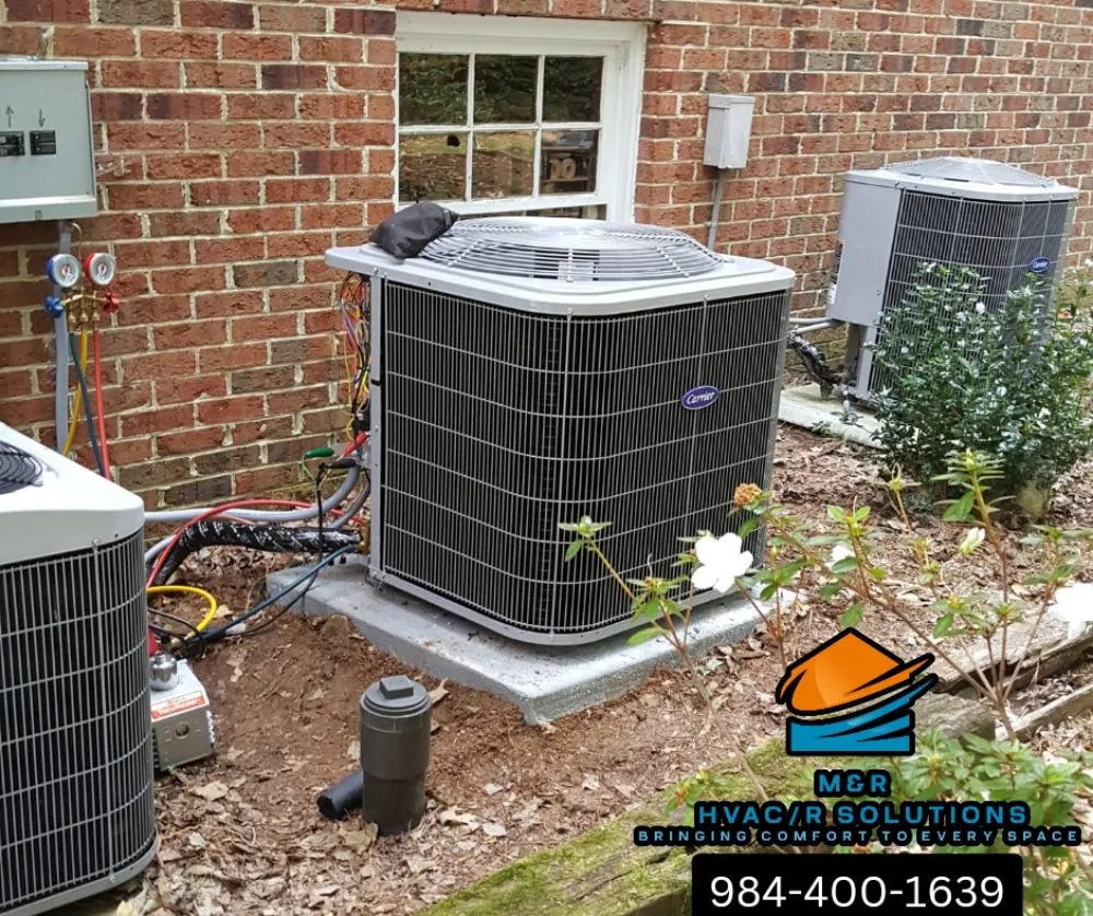 Slide of M&R HVACR Solutions