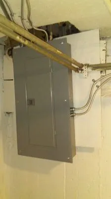 Mr Woods Electric Logo