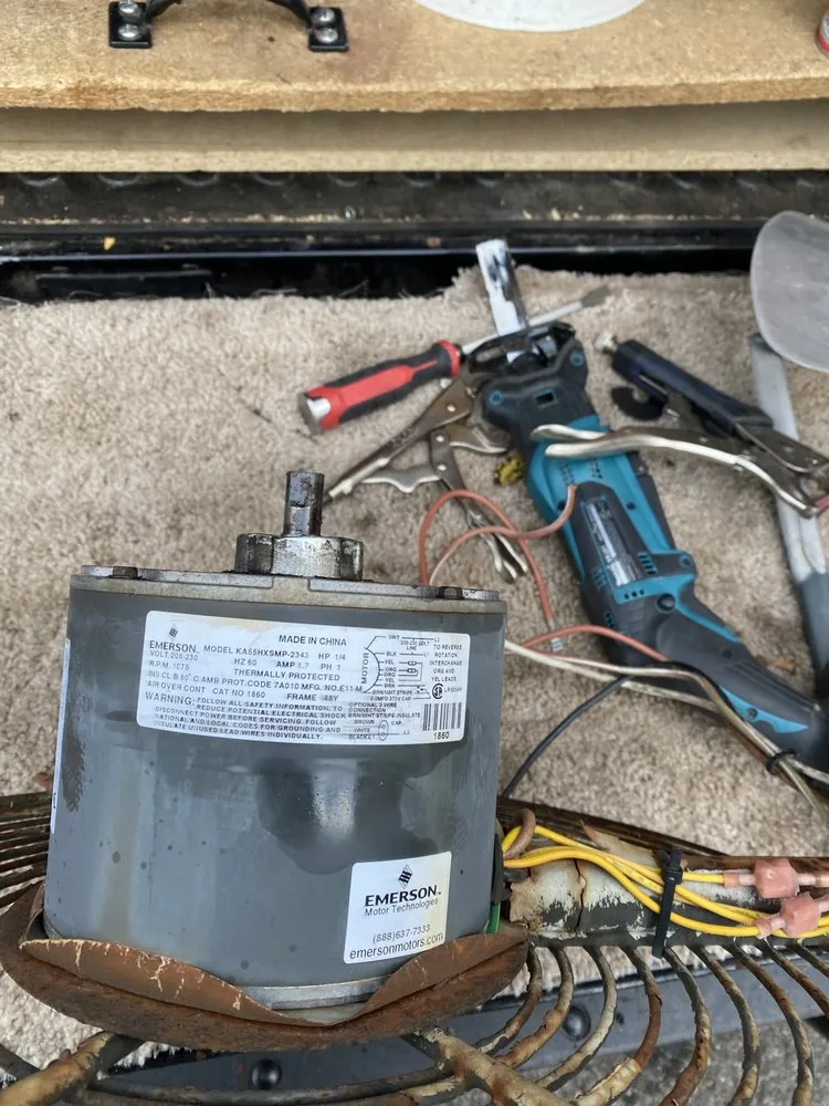 Slide of Mr W’s Handyman Service