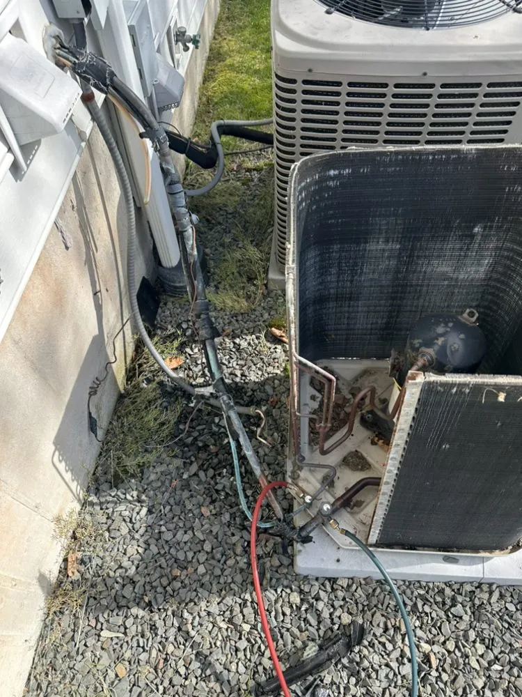 Slide of M&S Technicians