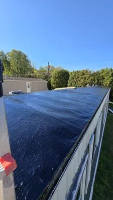 MT Building Services Logo