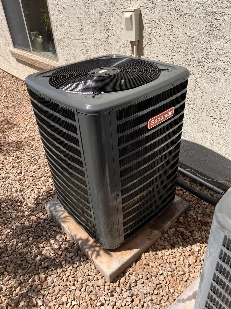 Slide of Mucho Frio Heating and Cooling