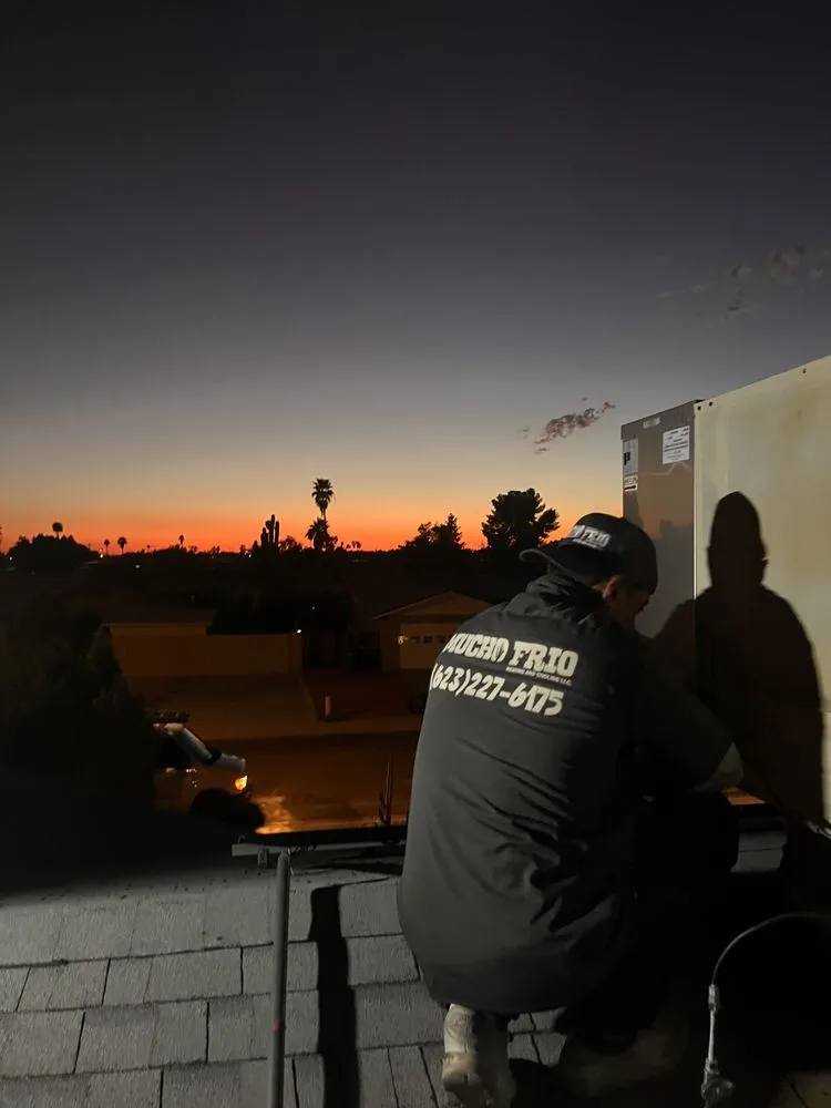 Slide of Mucho Frio Heating and Cooling