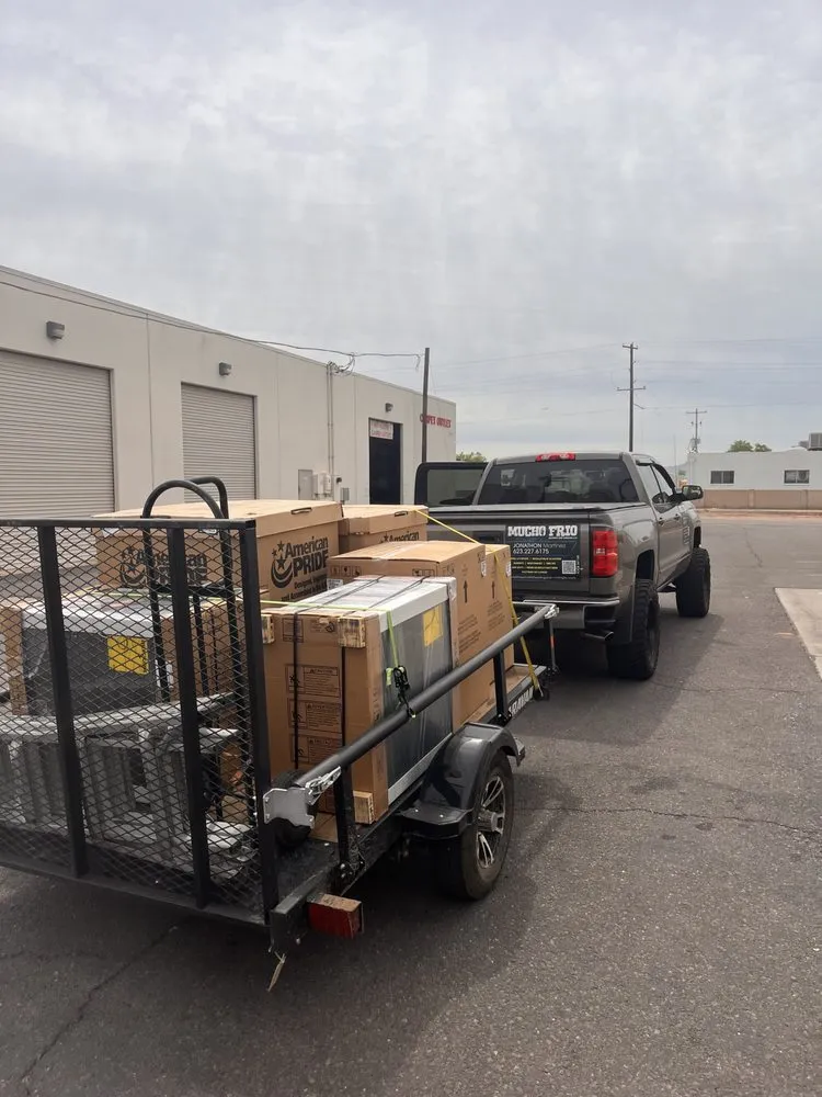 Slide of Mucho Frio Heating and Cooling