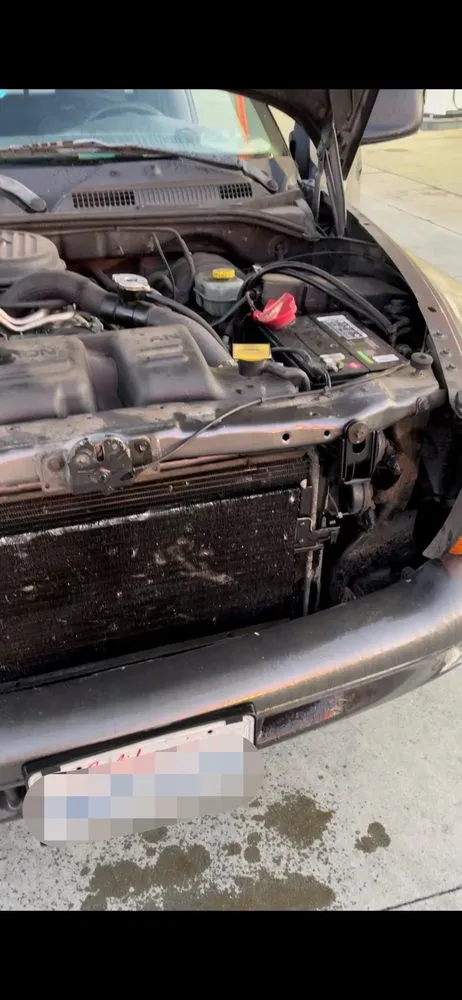 Slide of Muffler & Cat Depot