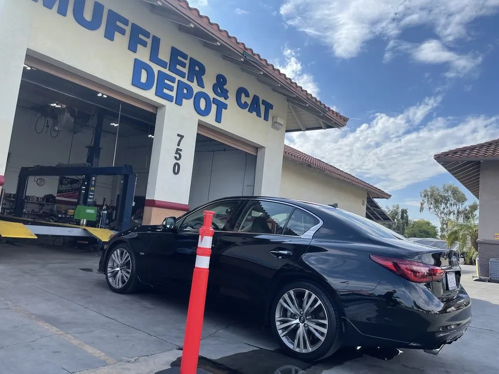 Slide of Muffler & Cat Depot