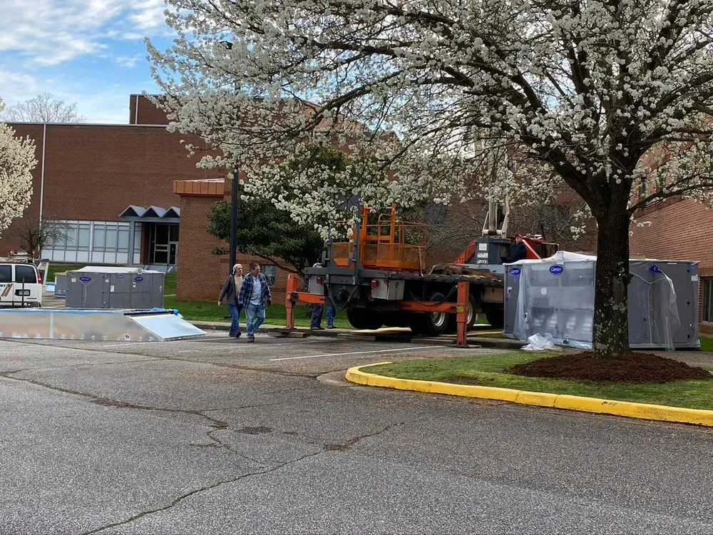 Slide of Mundy's Heating & Air