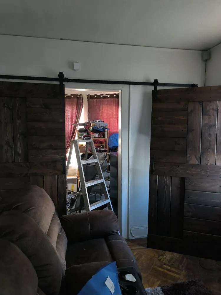 Slide of My Handyman Pros.