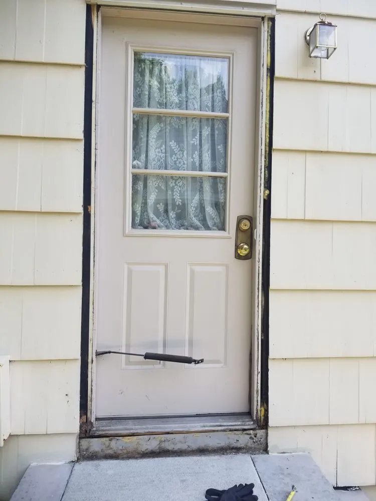 Slide of My Handyman Pros.