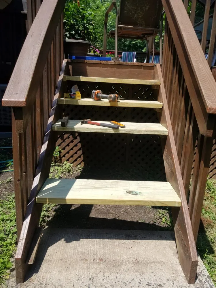 Slide of My Handyman Pros.