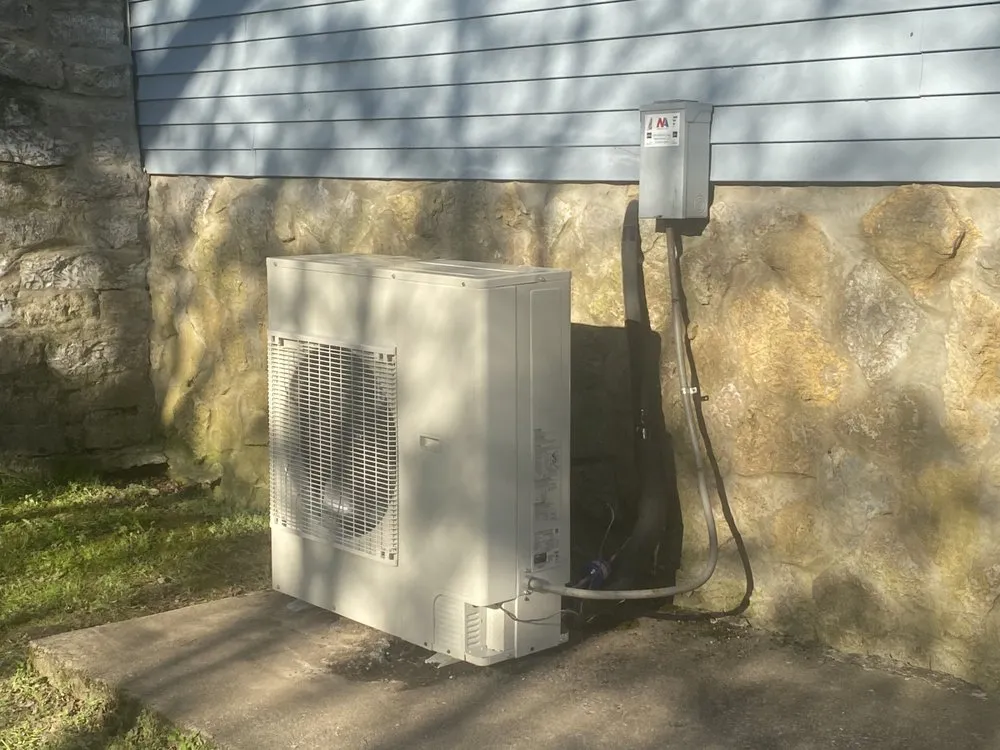 Slide of Nashville-Air