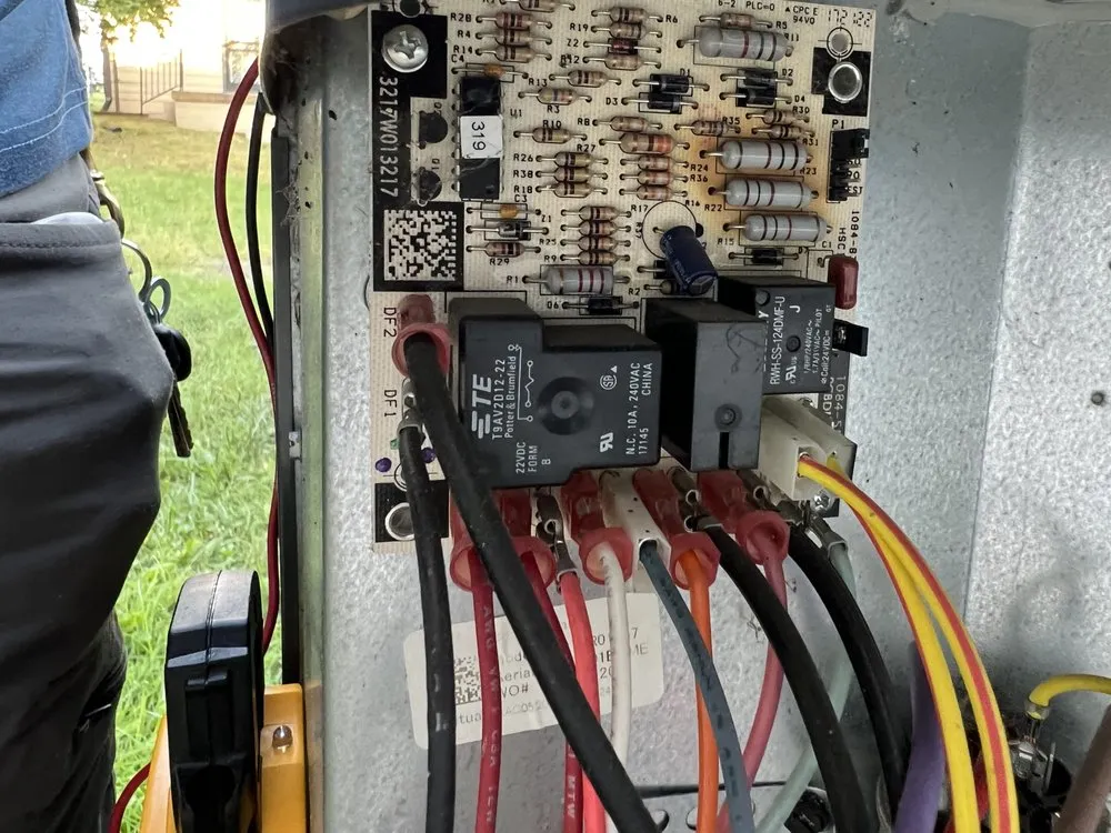 Slide of Nashville-Air