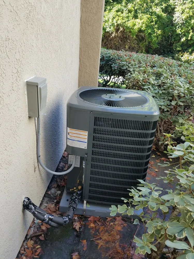 Slide of Navarro's Heating & Air Conditioning