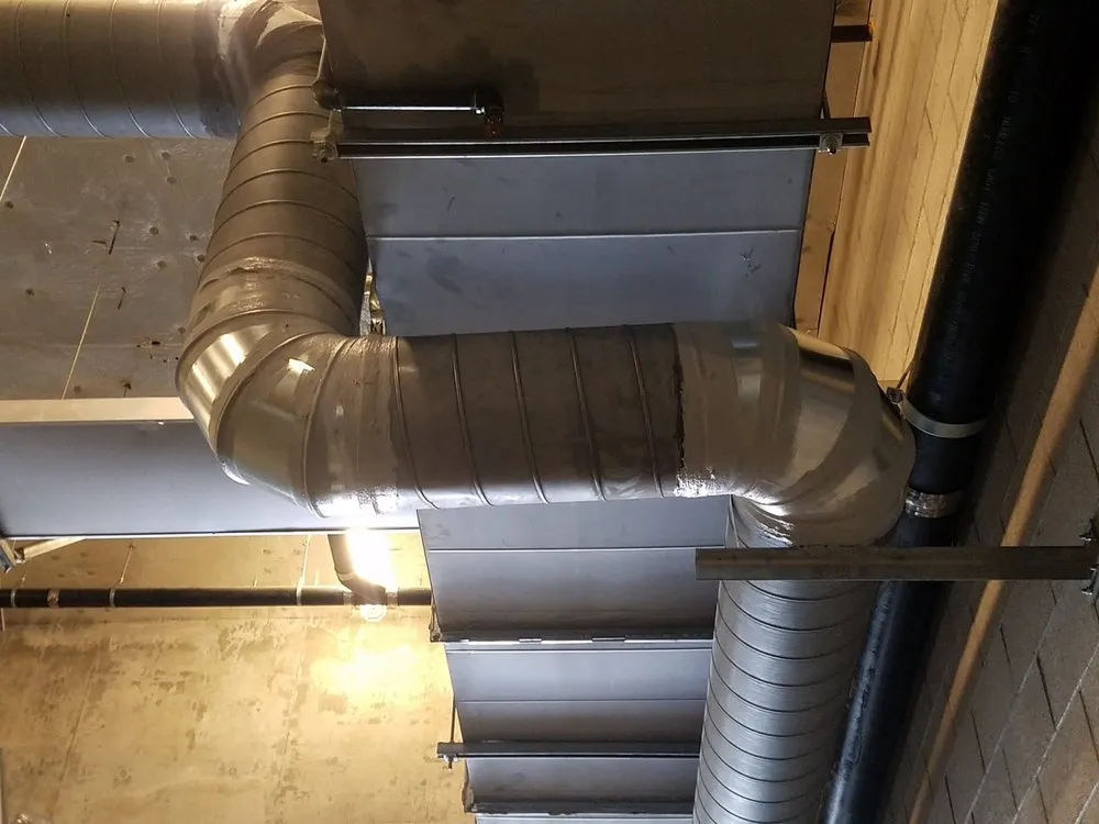 Slide of Navarro's Heating & Air Conditioning