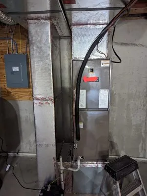 Neighbor Heating and Air Conditioning Logo