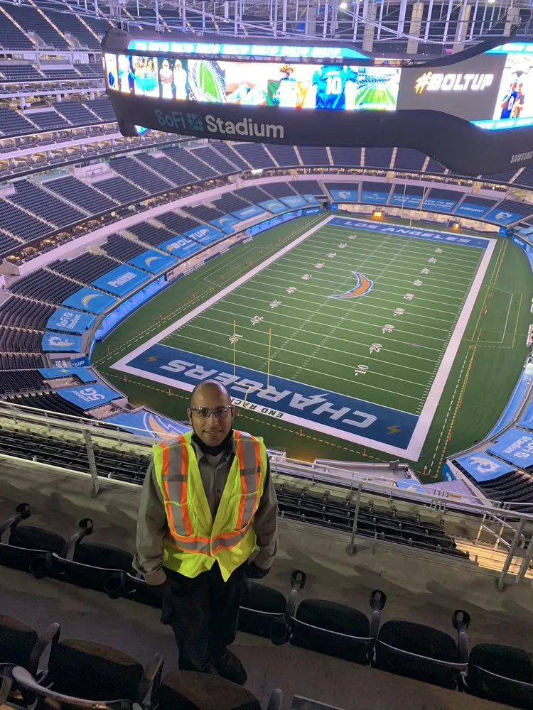 Slide of Nelson Carrillo