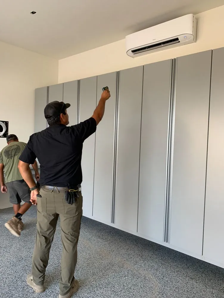 Slide of New Age Air