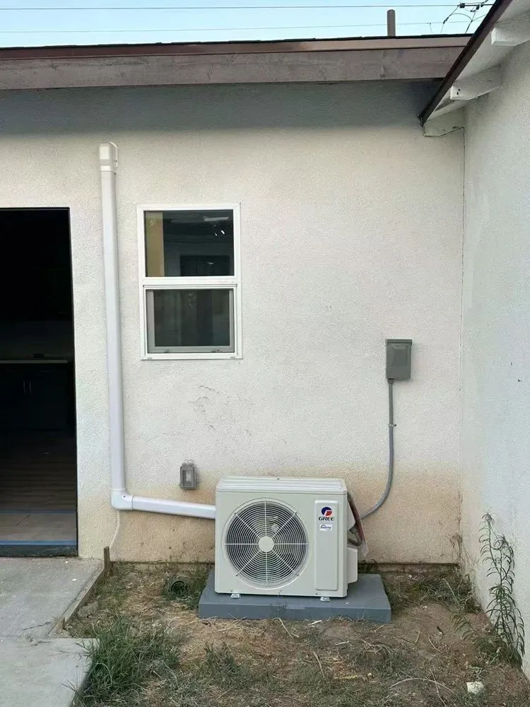 Slide of New Bee Service