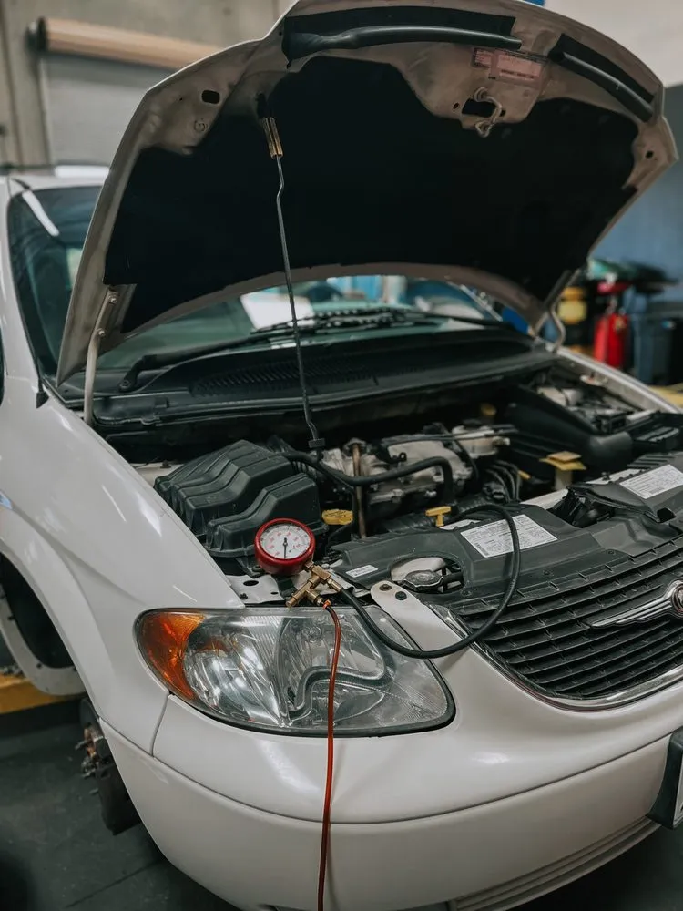 Slide of New Hub Auto Service