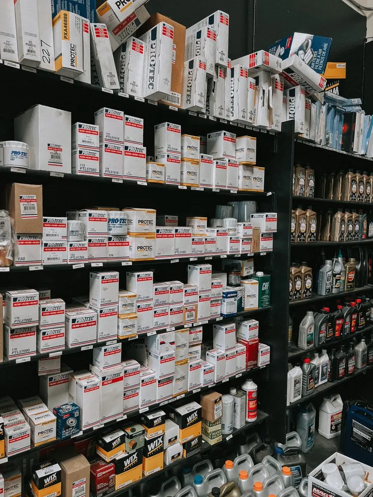 Slide of New Hub Auto Service