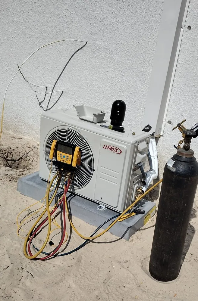 Slide of Neyderluis Air