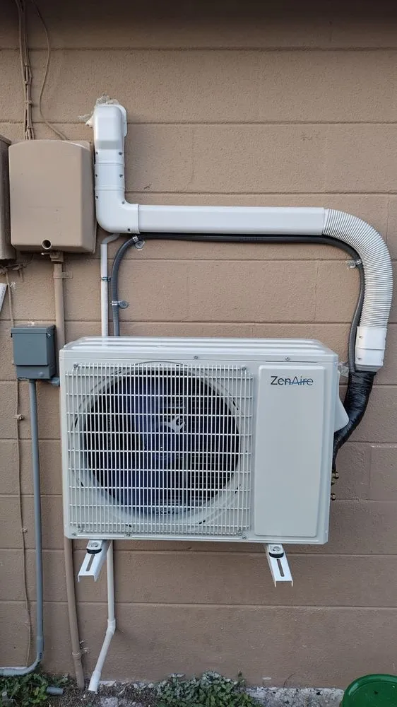 Slide of Neyderluis Air