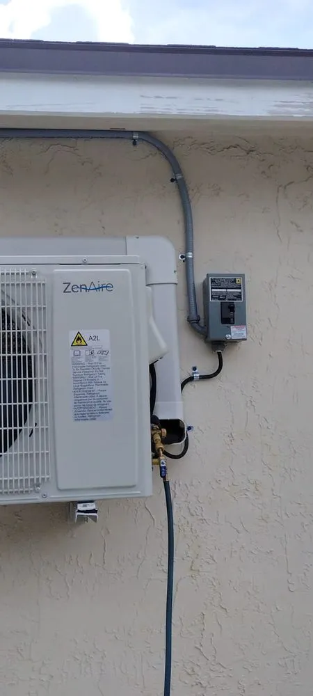 Slide of Neyderluis Air