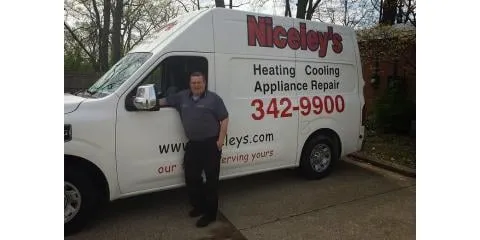 Slide of Niceley's Appliance Repair
