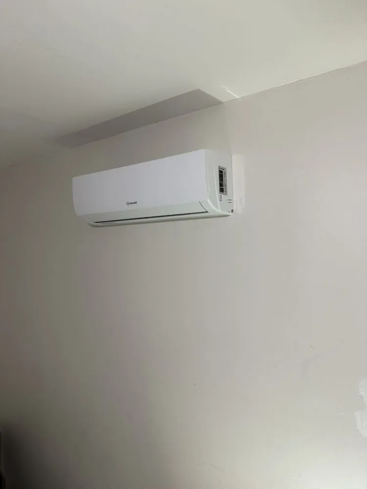 Slide of Nieves Complete Services