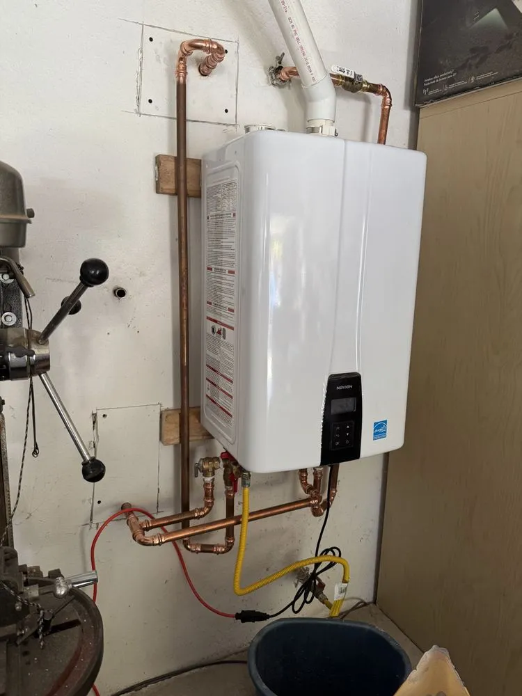 Slide of Nino’s Air