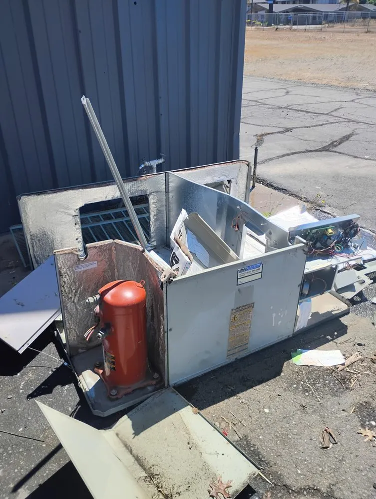 Slide of Nipster's Ac & Heating