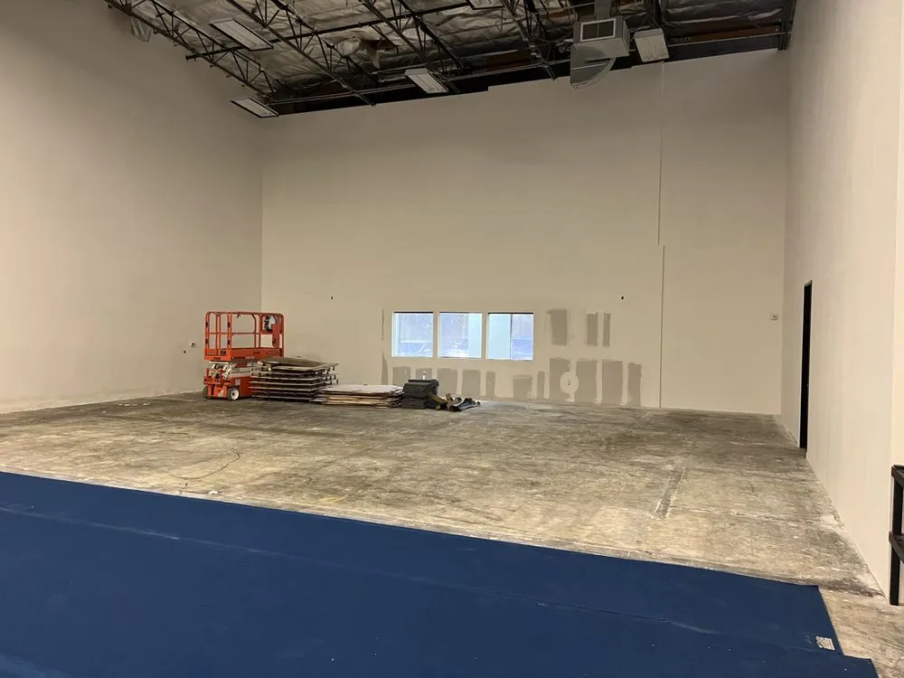 Slide of Nmg Construction