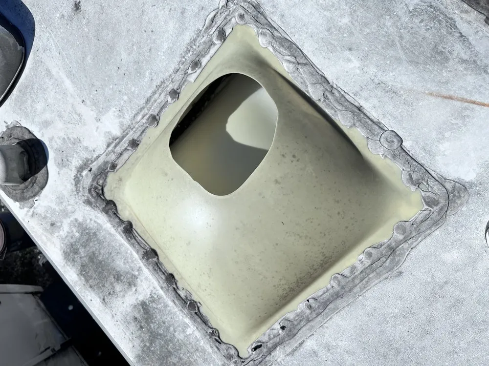 Slide of Nomad Mobile RV Repair and Services