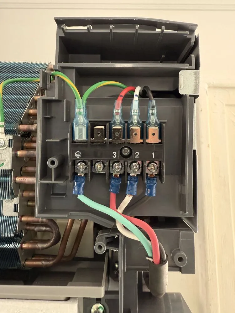 Slide of Noor Cooling & Heating