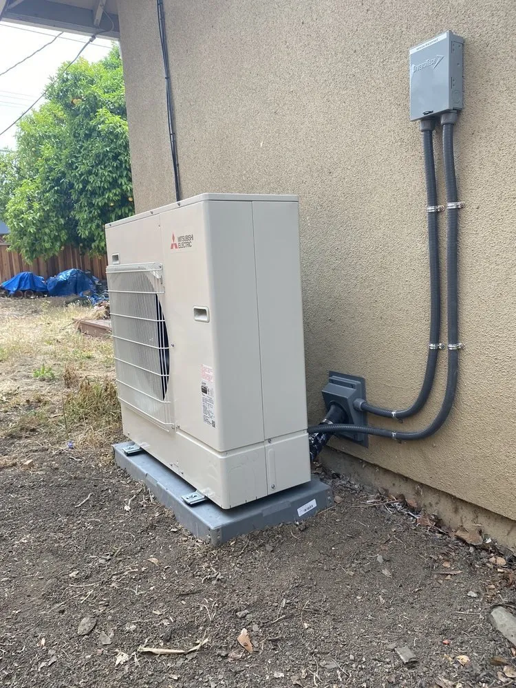 Slide of North Breeze