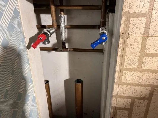 North Metro Specialties Logo