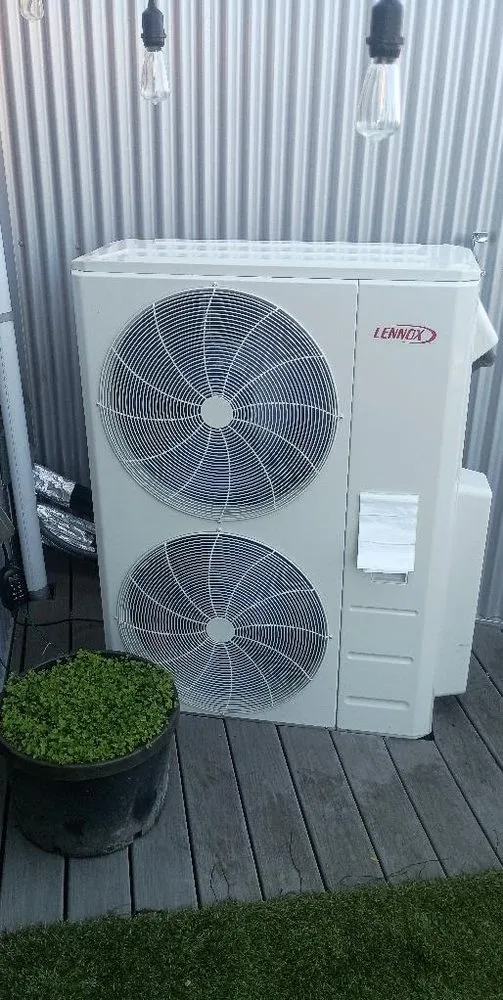 Slide of Northern Horizon Heating and Air