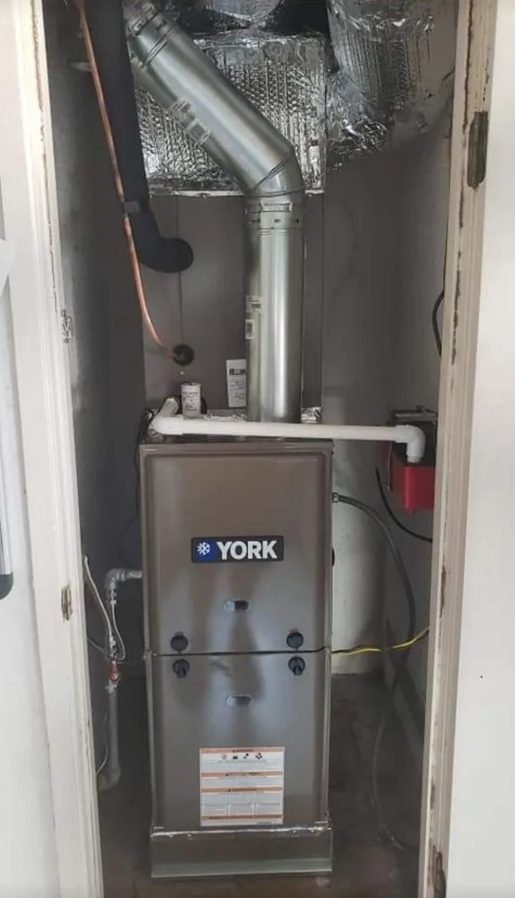 Slide of Nusom Custom Builders