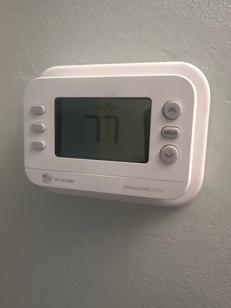 Slide of Oasis Air and Solar