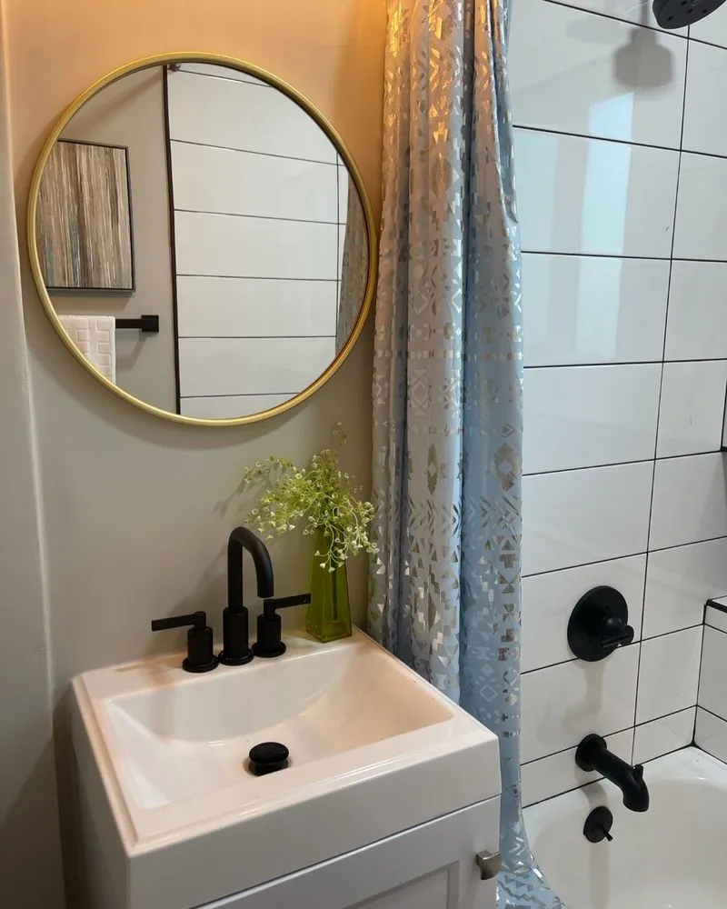 Slide of Old Town Triangle Plumbing