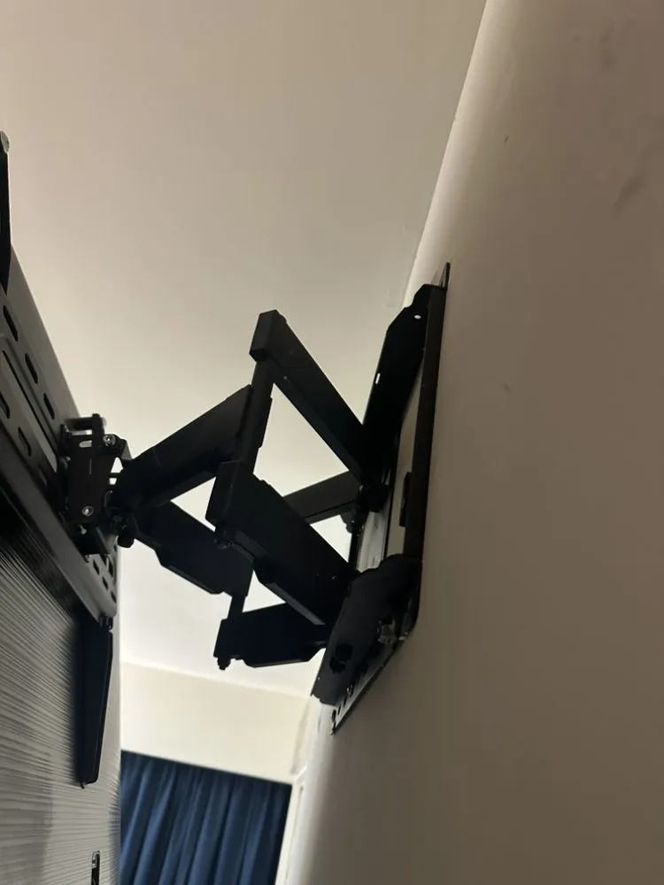 Slide of Omnis 360 Solutions