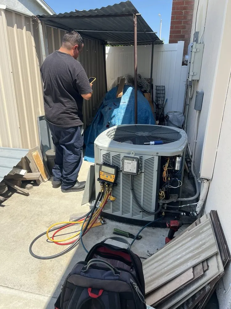 Slide of On Time Heating & Air Conditioning