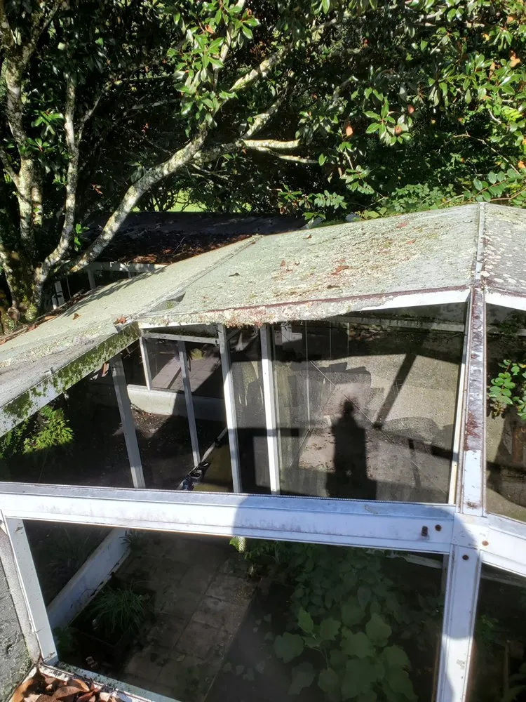 Slide of One Touch Repairs