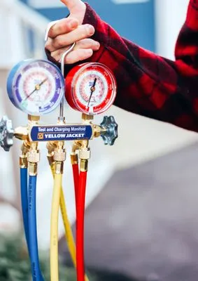 Only Heat Pumps Logo